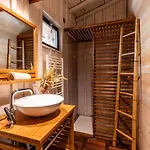 Savannaketh Chalet